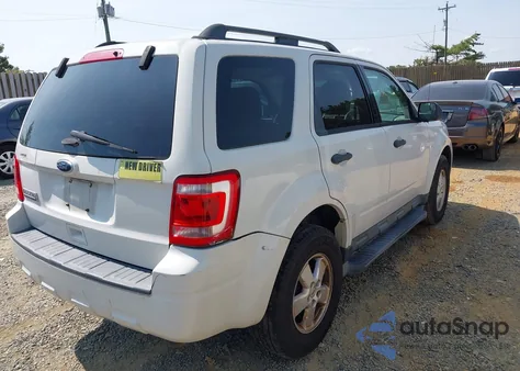 2012 Ford Escape Xlt z USA, uszkodzony, nr VIN 1FMCU0D77CKC12570